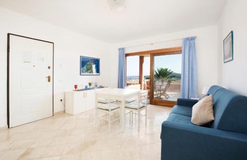 Porto Pozzo Apartamento | Seaview Apartment (N° 18)