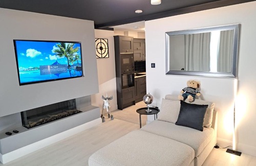 Cobh Apartamento | SeaView Apartment Suite