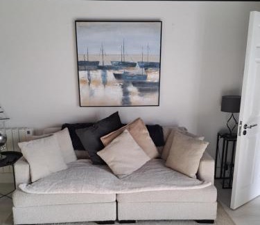 Cobh Apartamento | SeaView Apartment Suite