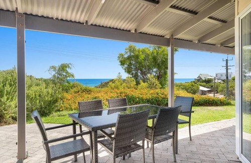 Peppermint Grove Beach Casa | Seaview Beach House by Peppy Beach Retreats®