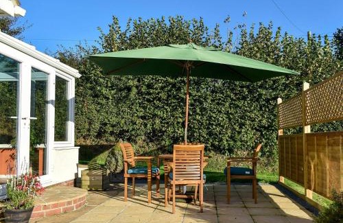 Axminster Casa | Seaview Bungalow
