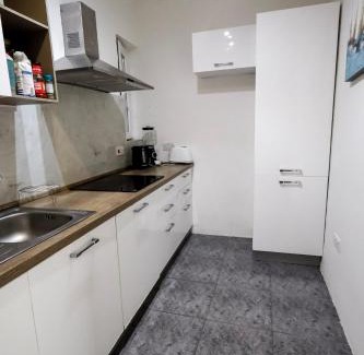 Tower Road Apartamento | Seaview Cozy Stay in a Prime Sliema Location 6S