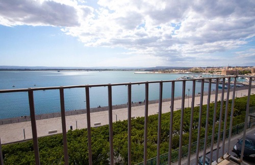Ortigia Apartamento | Seaview Design Home in Ortigia 21 by Wonderful Italy