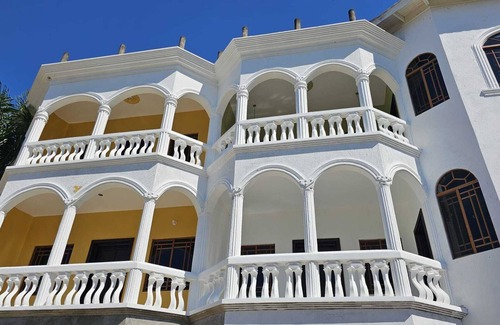 Orange Bay Apartamento | Seaview escape one-bedroom apt