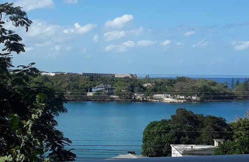 Orange Bay Apartamento | Seaview escape one-bedroom apt
