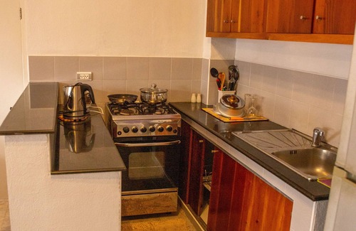 Dauis Casa | Seaview Hills Luxury Apartments & Rooms