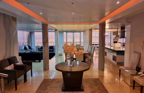 Tinley Manor Casa | Seaview House