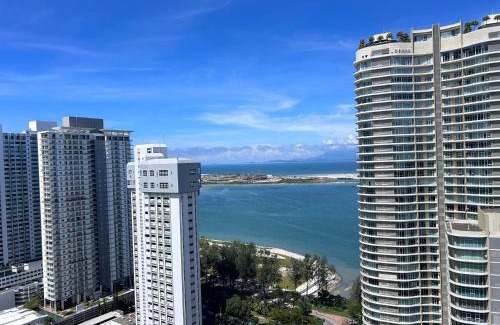 Downtown George Town Apartamento | Seaview Mansion One 2R2B George Town Gleneagles Gurney Komtar by Cozy Cottage Haven