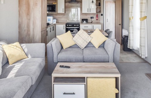Corton Cabaña | Seaview One - UK50167