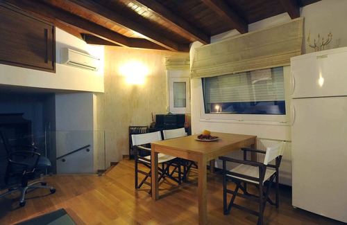 Korithion Apartamento | APARTAMENTO DE TECHO MAR