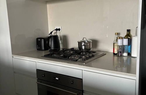 Little Bay Apartamento | Seaview Sanctuary in Little Bay
