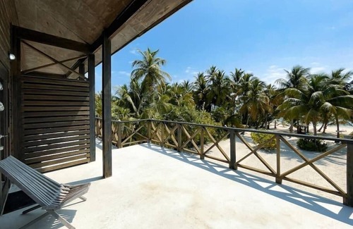 San Pedro Apartamento | Seaview Studio "Manatee" @NorthBeachRetreat