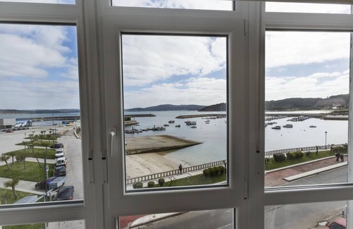 Muxia Apartamento | Estudios Vista Mar ventana galería Muxia / Seaview studios gallery window Muxia
