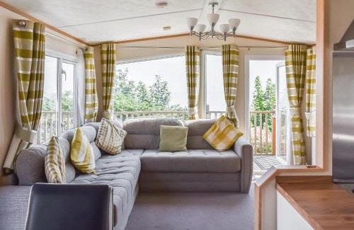Corton Casa | Seaview Two - Uk50166