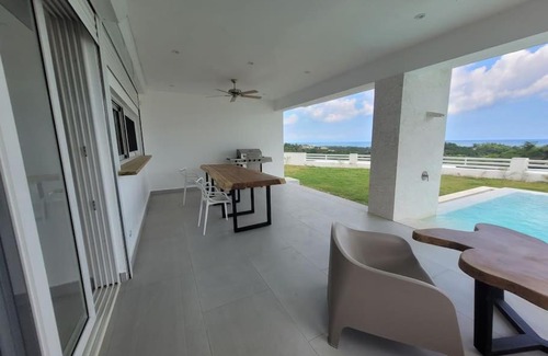 Las Terrenas Apartamento | Seaview villa with private infinity pool Villa Ste