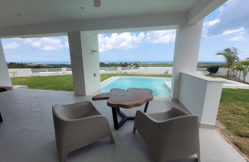 Las Terrenas Apartamento | Seaview villa with private infinity pool Villa Ste