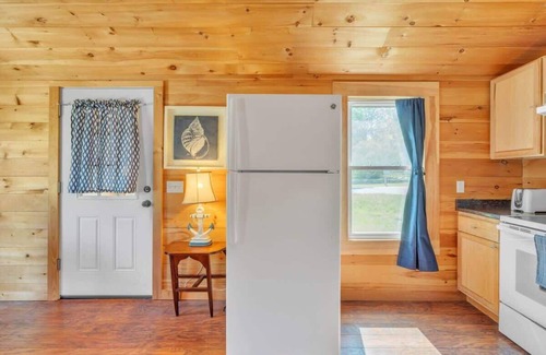 Seawall Cabina | Seawall Retreat! Close to Ocean & Acadia!