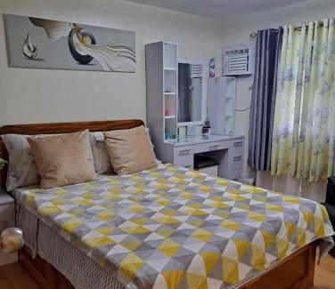 Sasa Apartamento | Seawind Condominium Near Airport