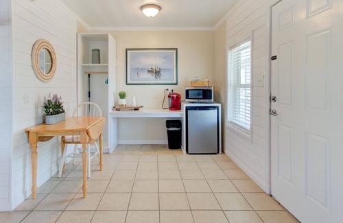 Carolina Beach Hotel | SeaWitch Motel