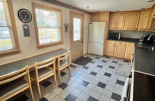 Raymond Villa | Sebago Escape Limit 12 5 Bedroom Home by RedAwning