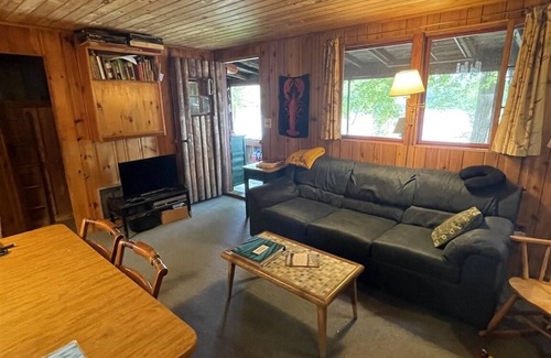 Sebago Cabaña | SEBAGO LAKE SHOREFRONT WITH DOCK