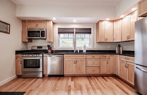 Sebago Casa | Sebago, newer construction, lake access, AC, 3bd2.5bth, Long Beach neighborhood