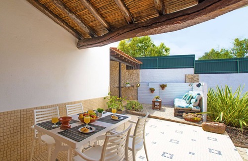 Mem Moniz Casa | Sebastião by Interhome