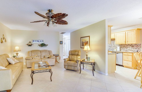 Sebastian Highlands Cabaña | Sebastian Home w/ Screened Lanai: 8 Mi to Beach!