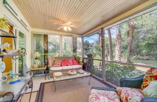 Sebastian Highlands Casa | Sebastian Home with Screened Lanai 8 Mi to Beach!