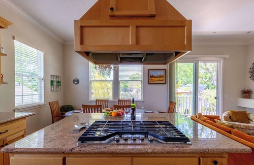 Graton Casa | Sebastopol, Hot Tub, BBQ, Nature & Family Fun