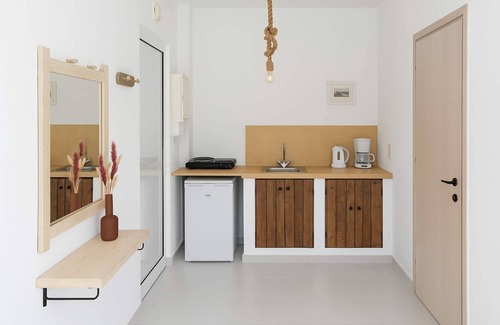 Korakades Condominio | Secluded Serenity - A Tranquil Suite in Corfu