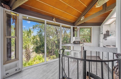 Saint Helena Island Casa | Secluded 2 Bedroom Treehouse w/Spectacular Marsh Views, 873 Fiddlers Ridge