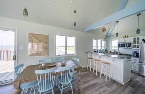Green Creek Casa | Secluded Bayfront Retreat