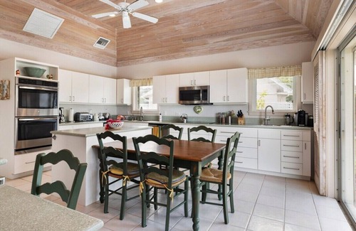 Double Bay Casa | Nueva propiedad frente al mar aislada, 9 acres y 725 'de fachada privada NUEVA PISCINA!