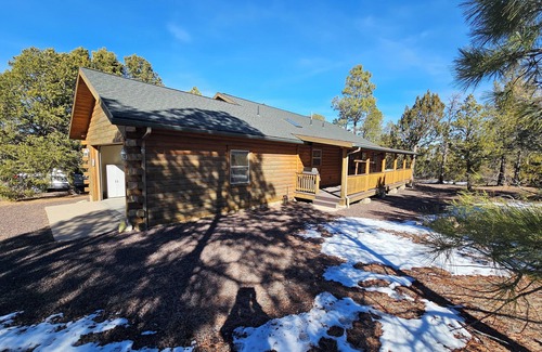 Heber Cabina | Secluded cabin nestled in the woods