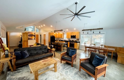 Campton Cabina | Secluded Cabin - Peace and Quiet with a view!