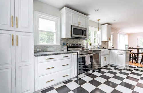 Raleigh Casa | Secluded Cabin Retreat 15 min from Dtown Raleigh