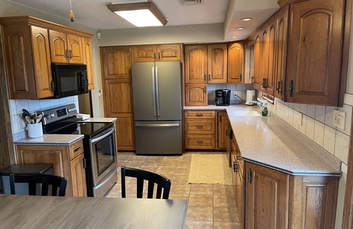 Sweet Valley Cabina | Secluded Cabin with Beautiful Views & Inground Pool