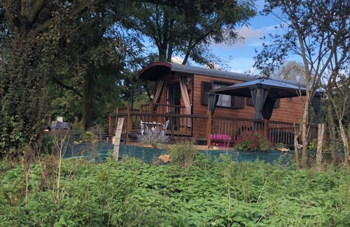 Clamerey Cabina | Secluded caravan, ideal for romantic or family get-togethers
