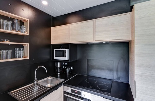Hourtin Chalet De Esquí | Chalet aislado en Hourtin con piscina