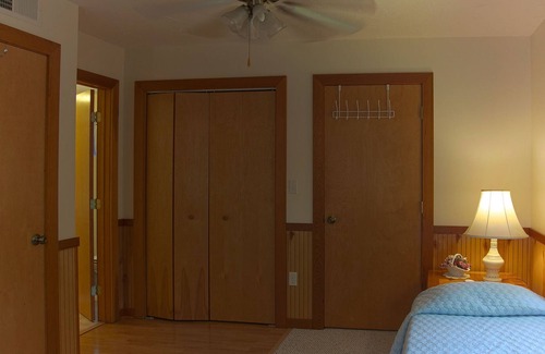 Columbus Casa | Secluded Chalet - Pet Friendly