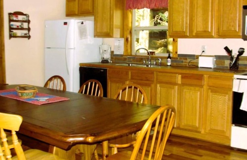 Pine Ridge Cabina | Secluded Cliffside Cabin Near Red River Gorge