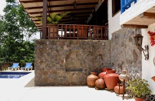 Ciudad Colon Cabaña | Secluded cottage minutes away from San Jose