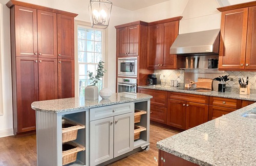 Dahlonega Casa | Secluded Cottage near Wineries and Wedding Venues