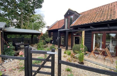Foxley Casa | Secluded Countryside Retreat. Pet Friendly stays at The Old Workhouse Paddocks