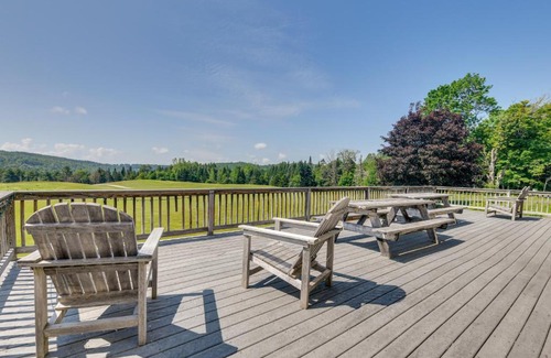 East Calais Casa | Secluded Family Getaway Near Stowe Deck and Hot Tub