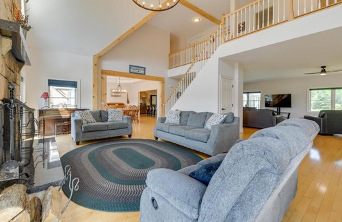 East Calais Casa | Secluded Family Getaway Near Stowe Deck and Hot Tub