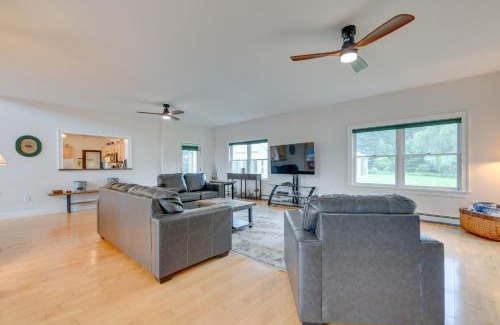 East Calais Casa | Secluded Family Getaway Near Stowe Deck and Hot Tub