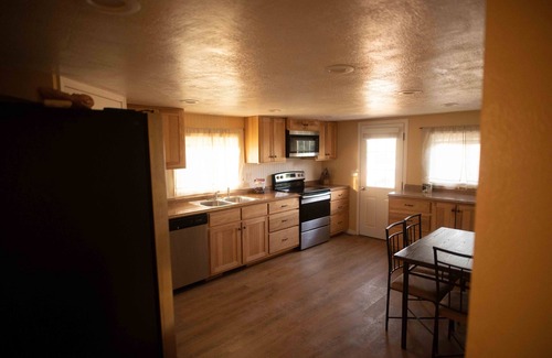 Bancroft Casa | Secluded Farmhouse Country Setting close to Lava Hot Springs!