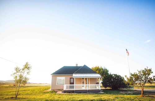 Bancroft Casa | Secluded Farmhouse Country Setting close to Lava Hot Springs!
